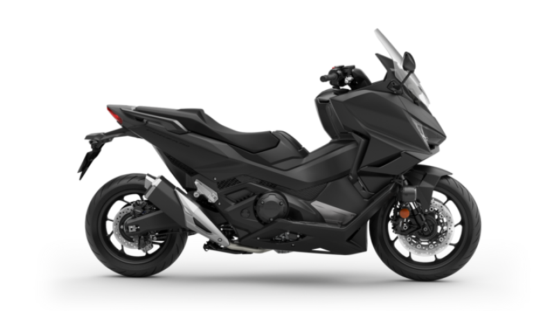 Location scooter FORZA 750cc A hyeres var