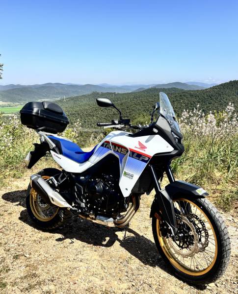 Location moto Honda Transalp 750 hyeres var