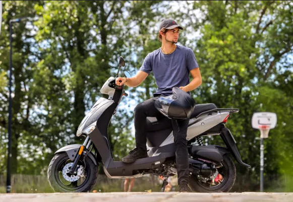 Vente d'occasion scooter KYMCO Agility 50 4t 2022