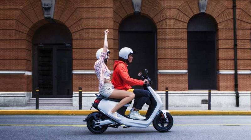Vente occasion scooter NIU MQI+ SPORT 50cc