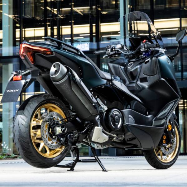 Location scooter TMAX 560 A2  Var 83