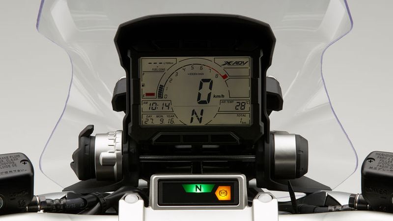 Location scooter HONDA X-ADV 750cc var
